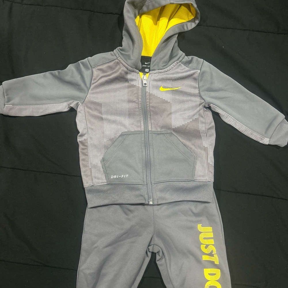 Nike Gray and Yellow Kids Matching Set